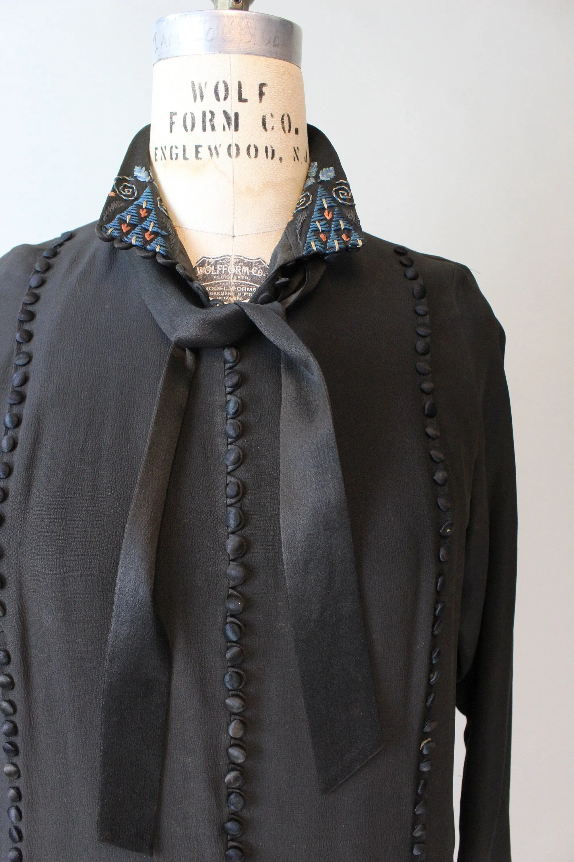1920s SILK EMBROIDERED dress medium large | new fall winter
