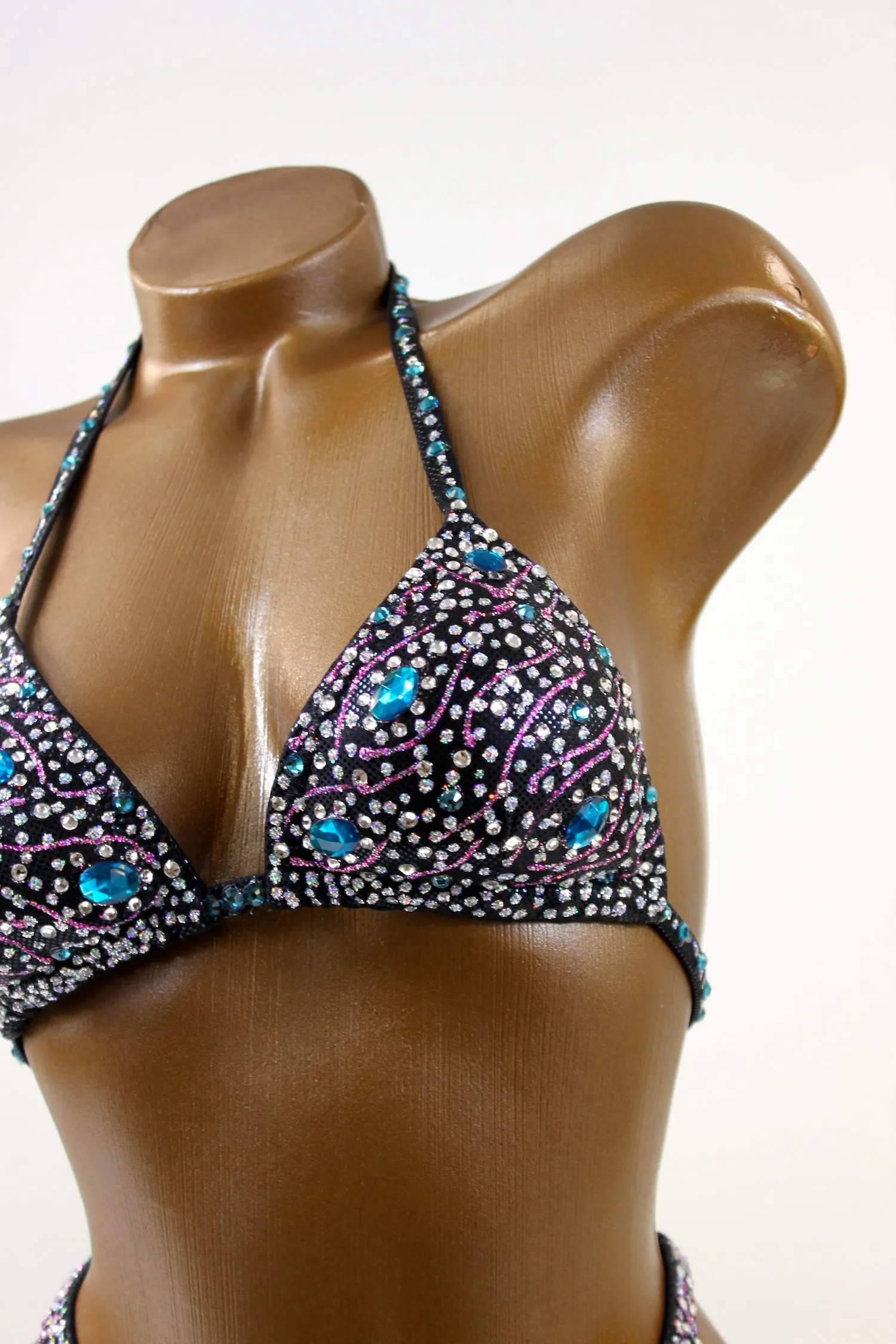 Black Sparkling Figure Competition Suit