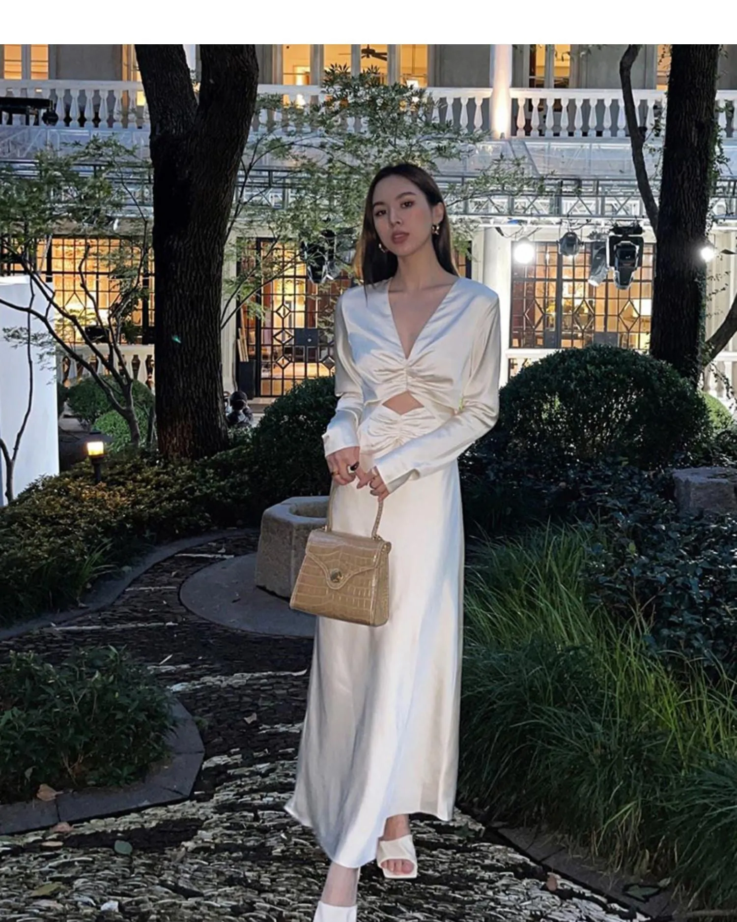 Casual Vintage Silk Wedding Dress with Long Sleeve