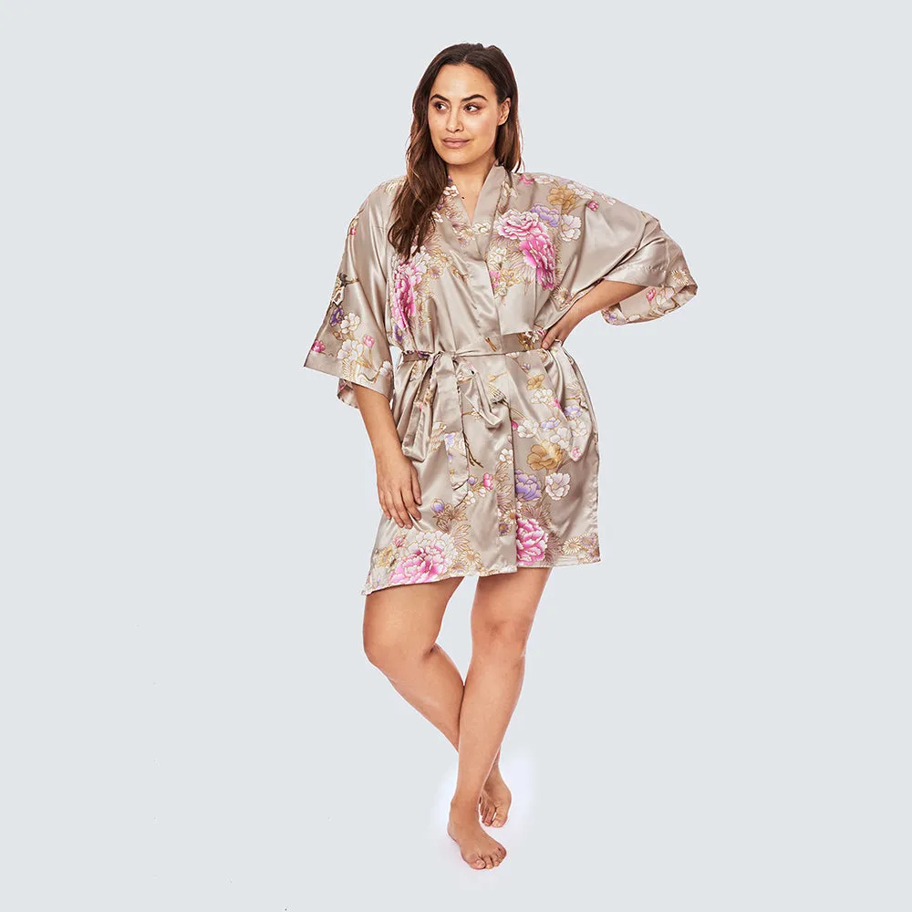 Chrysanthemum & Crane Short Kimono Robe (Plus Size)