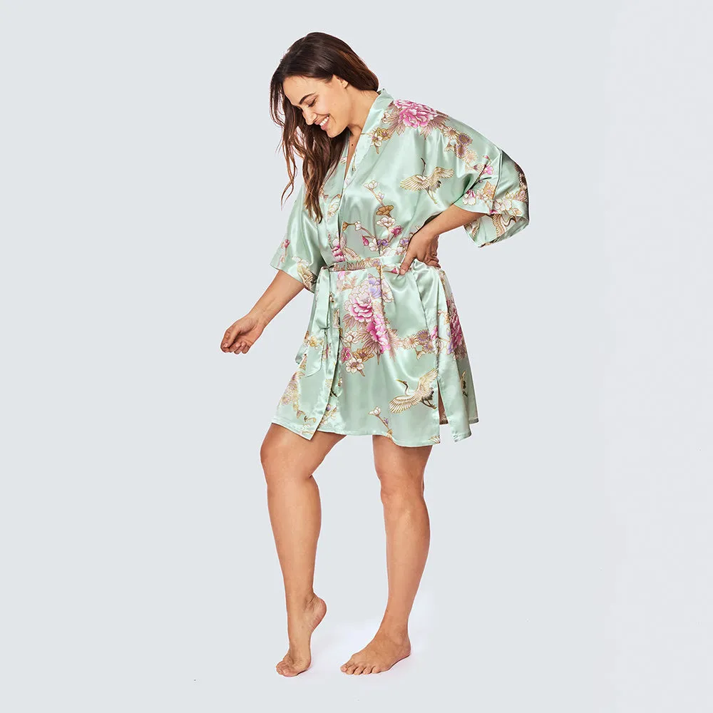 Chrysanthemum & Crane Short Kimono Robe (Plus Size)