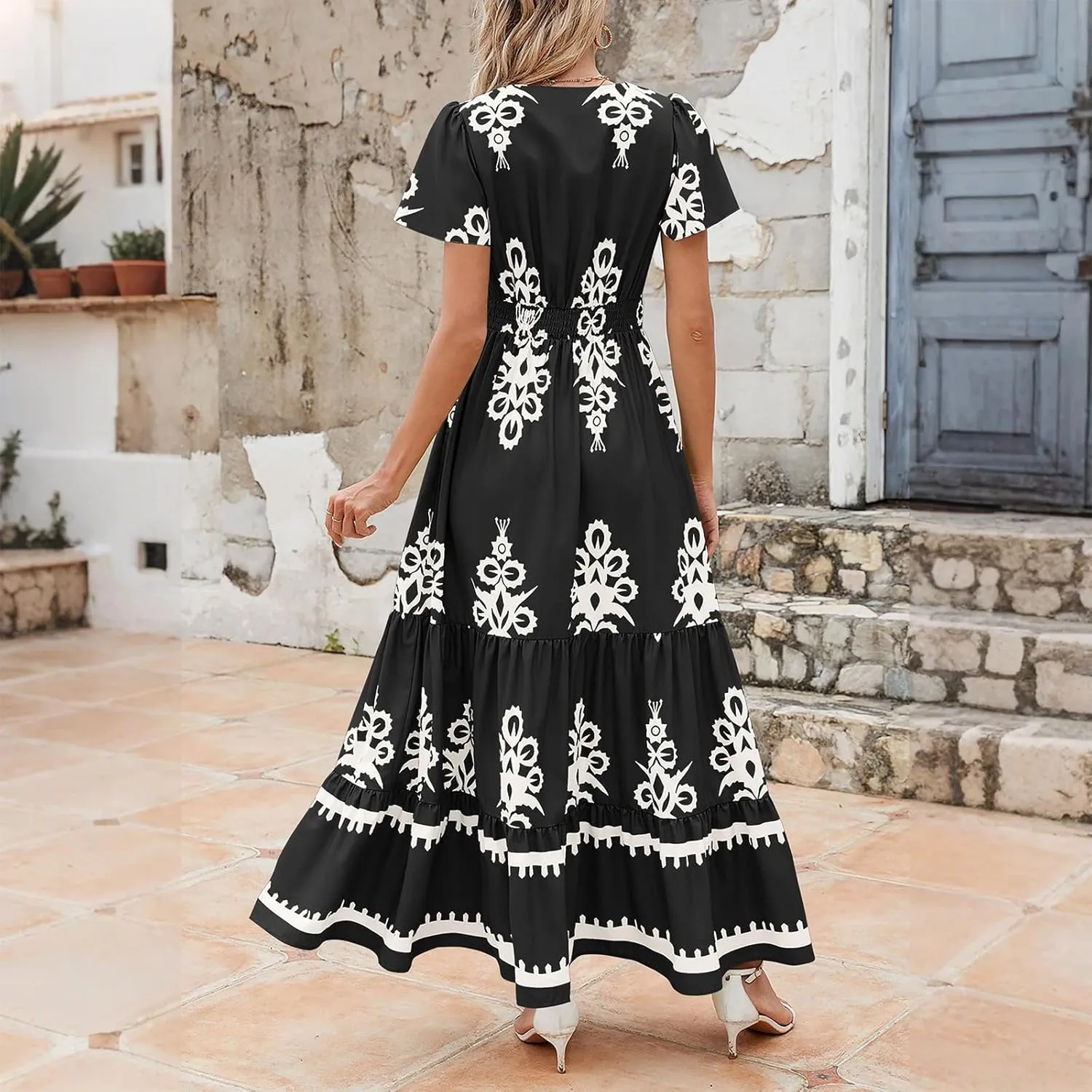 Dresses for Women Summer Casual V Neck Boho Maxi Dress Flowy Aline Bell Sleeve Tiered Floral Dresses with Pocket