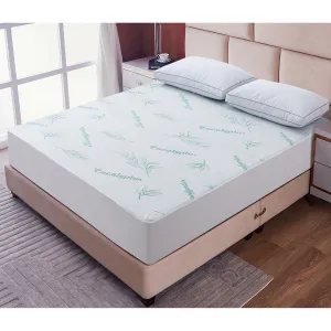 Maison Blanche | Eucalyptus Scented Waterproof Mattress Protector