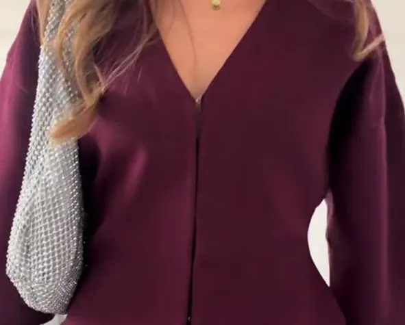 Plum - Fine knitted cardigan and skirt