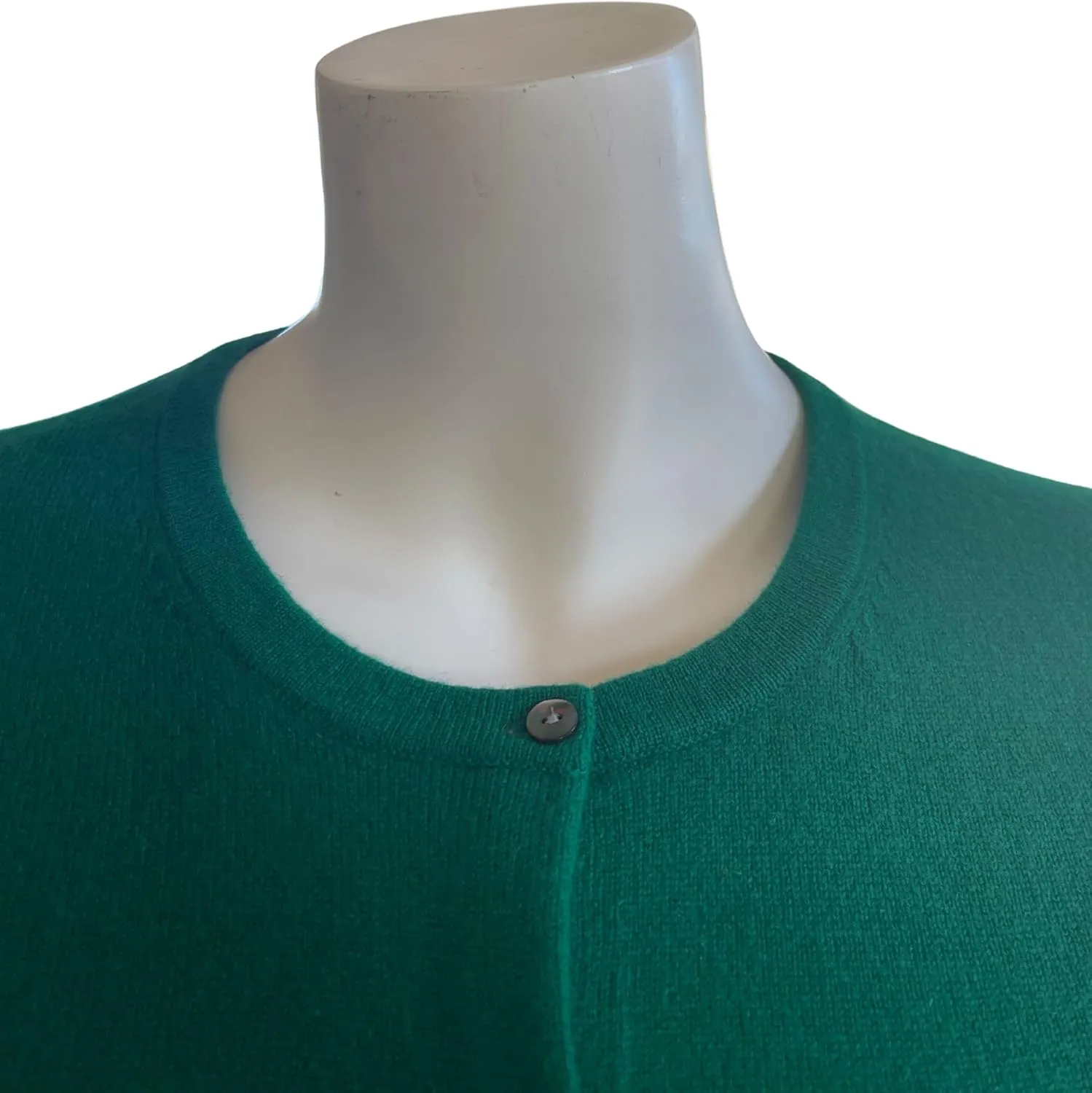 Women's 100% Cashmere Button Front Long Sleeve Cardigan Sweater. Comfort, Luxury, and Insulation, Soft Silky Texture